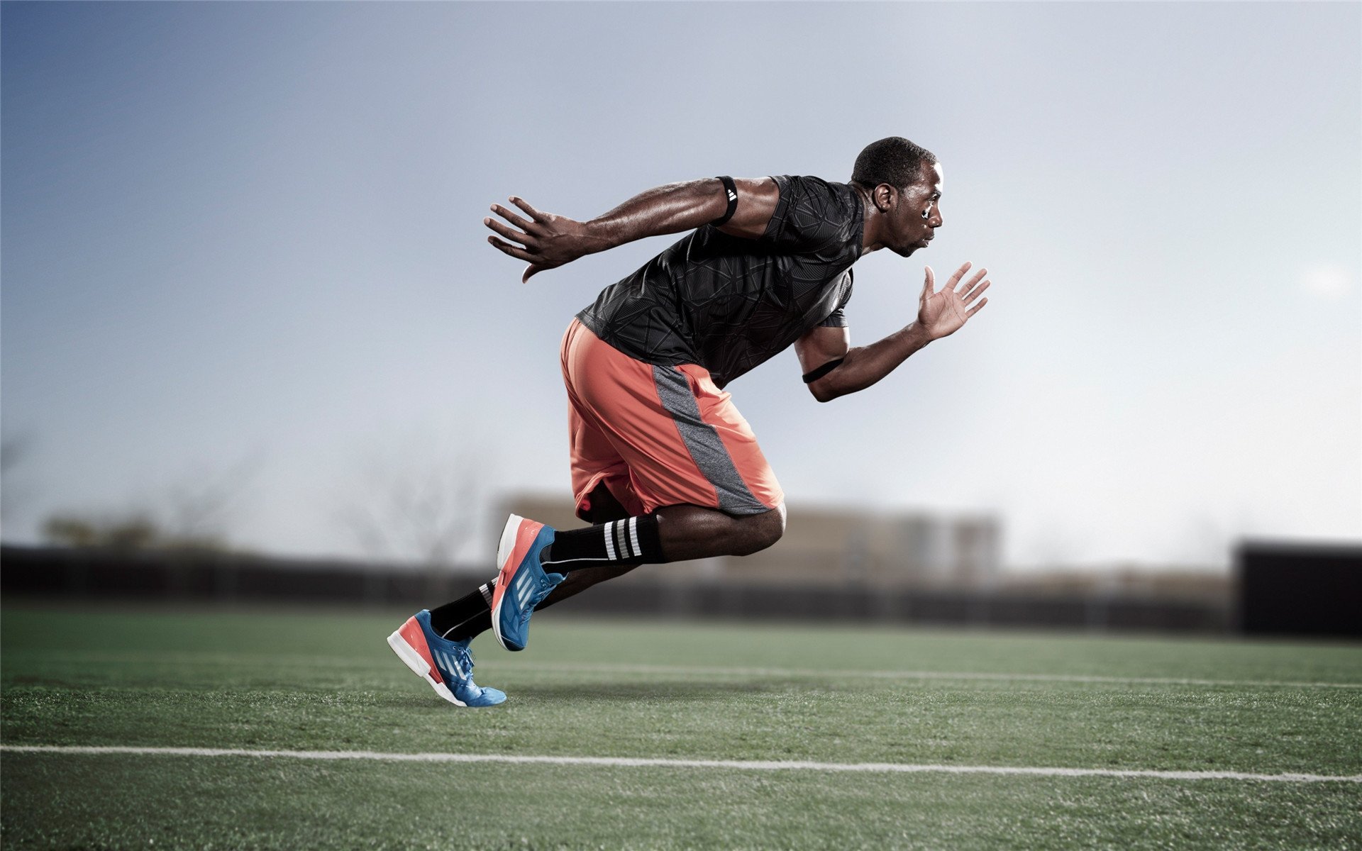 “中国足球超级联赛吸引更多商业合作伙伴”，中国足协超级联赛